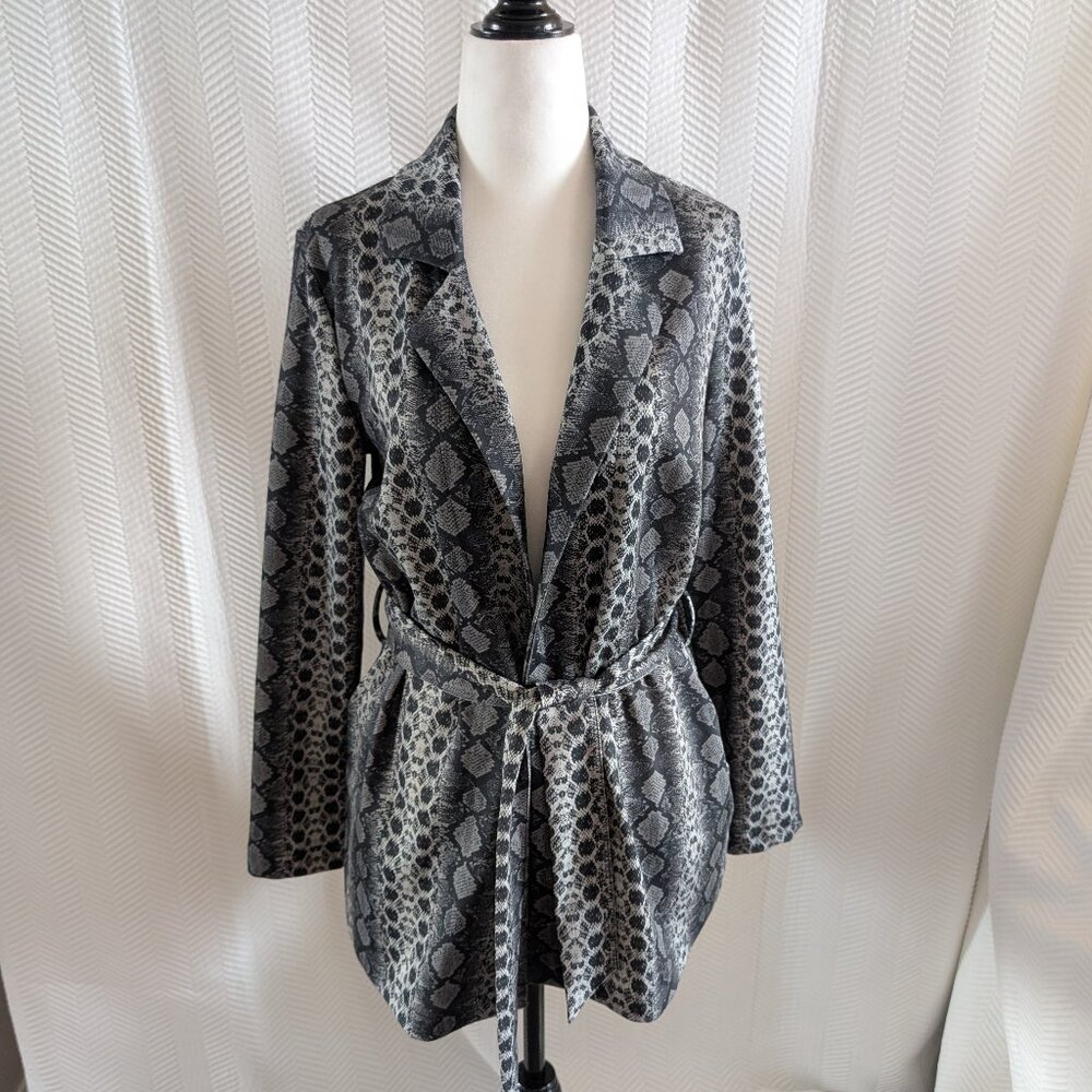 H&M Snakeprint Jacket with Tie Belt Pockets Grey Blazer Size Small Office